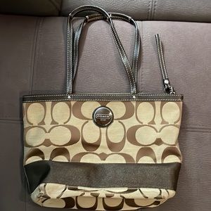 COACH Brown & Tan Signature Canvas Shoulder Bag